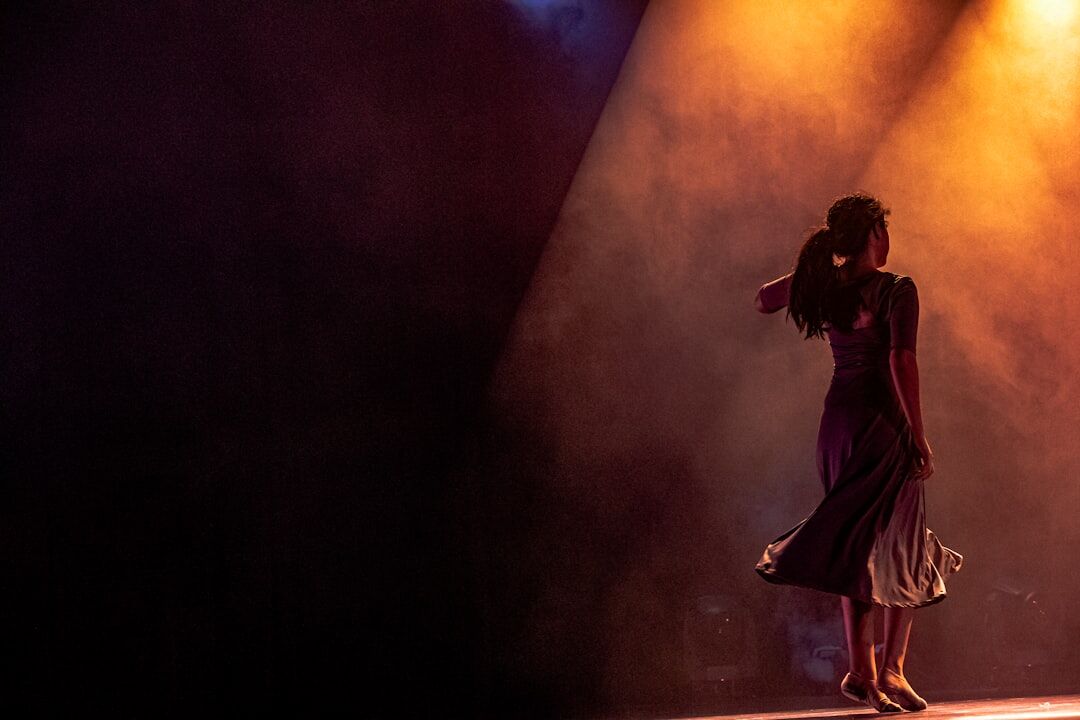 actress on stage performance